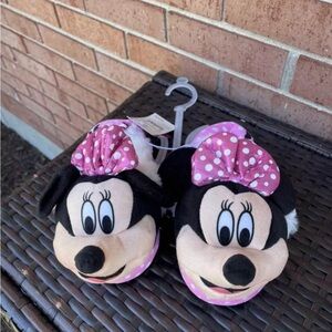 MINNIE MOUSE DISNEY GIRL'S PINK SLIPPERS - SIZE XL 11-12 NEW WITH TAGS Very Soft